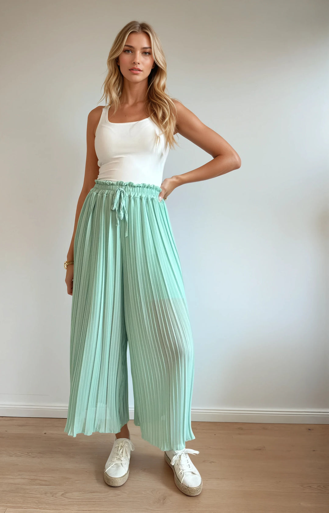 Hose in Faltenoptik (Mint)